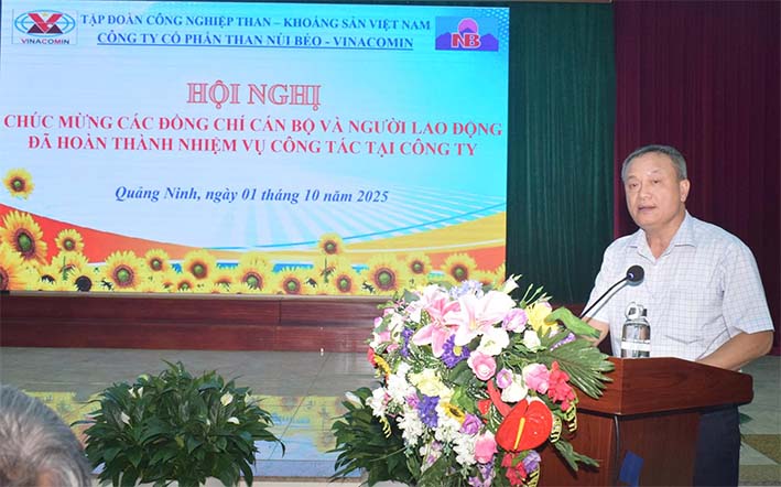 Than Núi Béo tổ chức chia tay cán bộ, công nhân về nghỉ chế độ