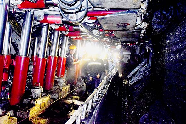 Than Núi Béo phát động thi đua tăng sản lượng khai thác than hầm lò và khuyến khích tiền lương 5 tháng cuối năm 2022